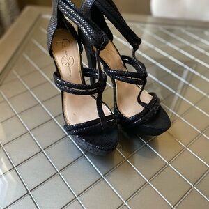 Jessica Simpson Black Textured Heels